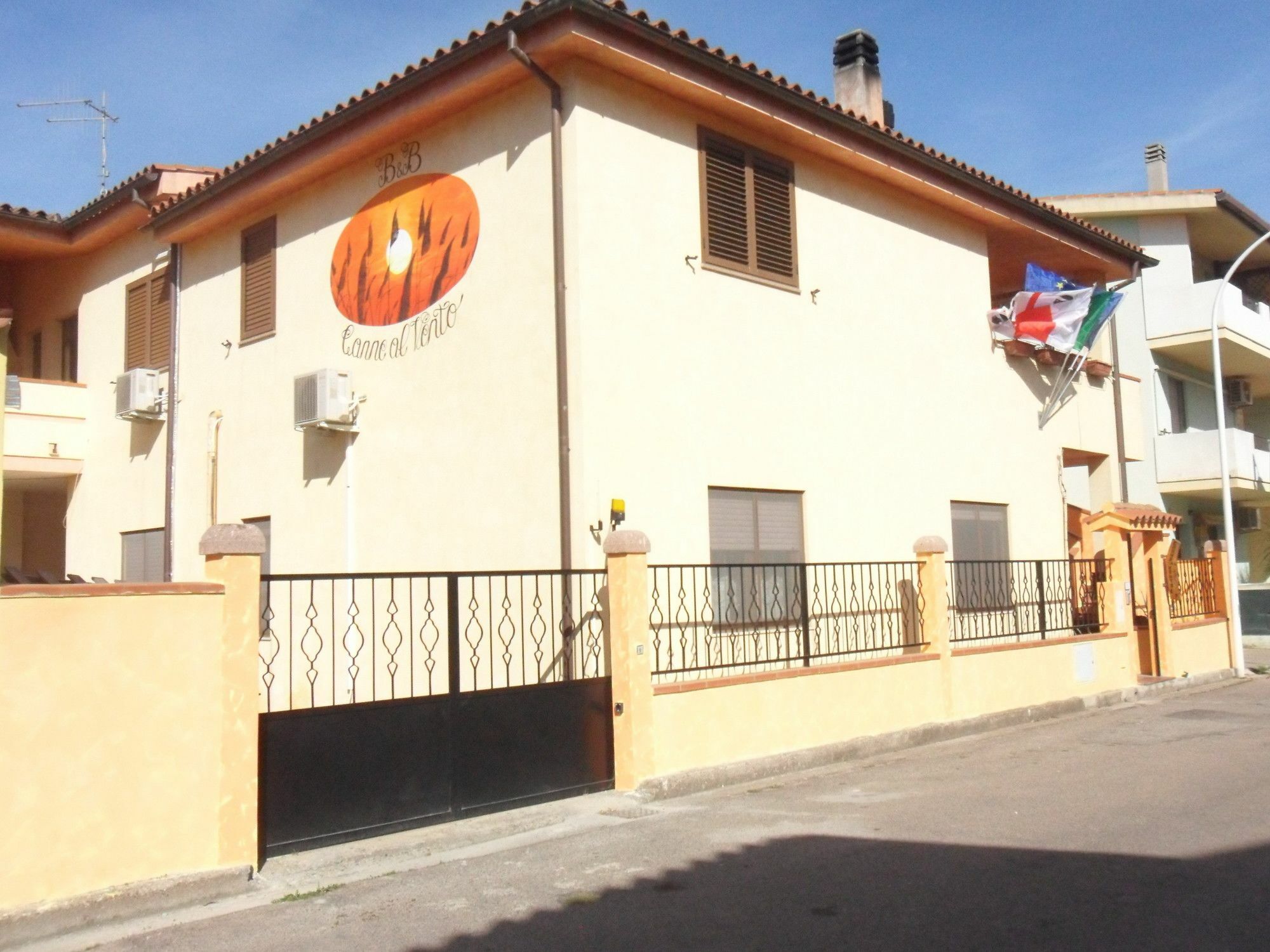 B&B Canne Al Vento Muravera Exterior photo